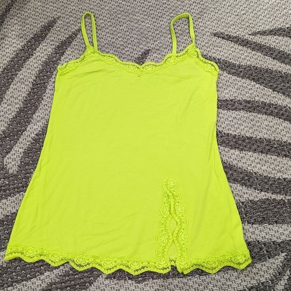PINK Victoria's Secret Tops - 🌅 SOLD 🌅 PINK VS green lace trim camisole